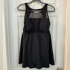 😊Venus Swim Dress size 14😊 black , tummy slimming panel mesh overlay